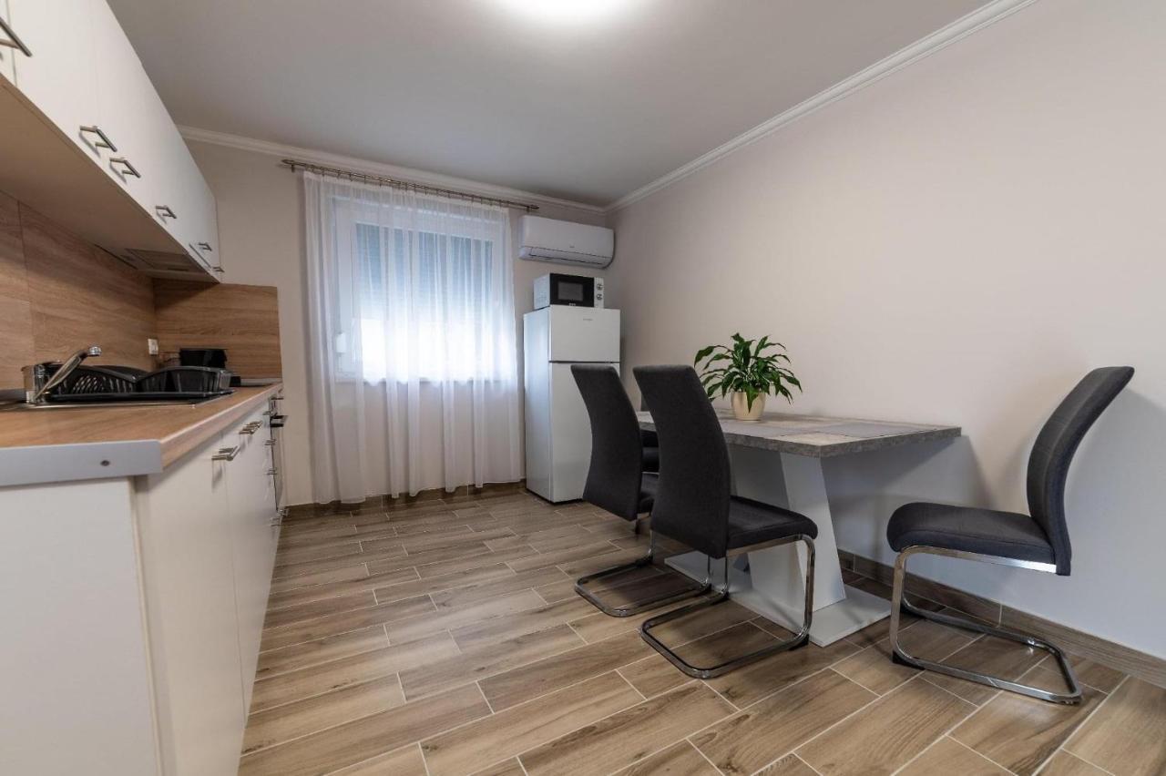 Napsugar & Virag Apartman Apartman Tiszafüred Kültér fotó