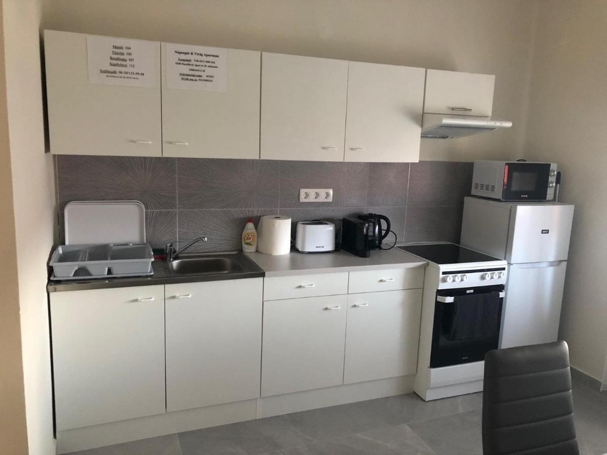 Napsugar & Virag Apartman Apartman Tiszafüred Kültér fotó